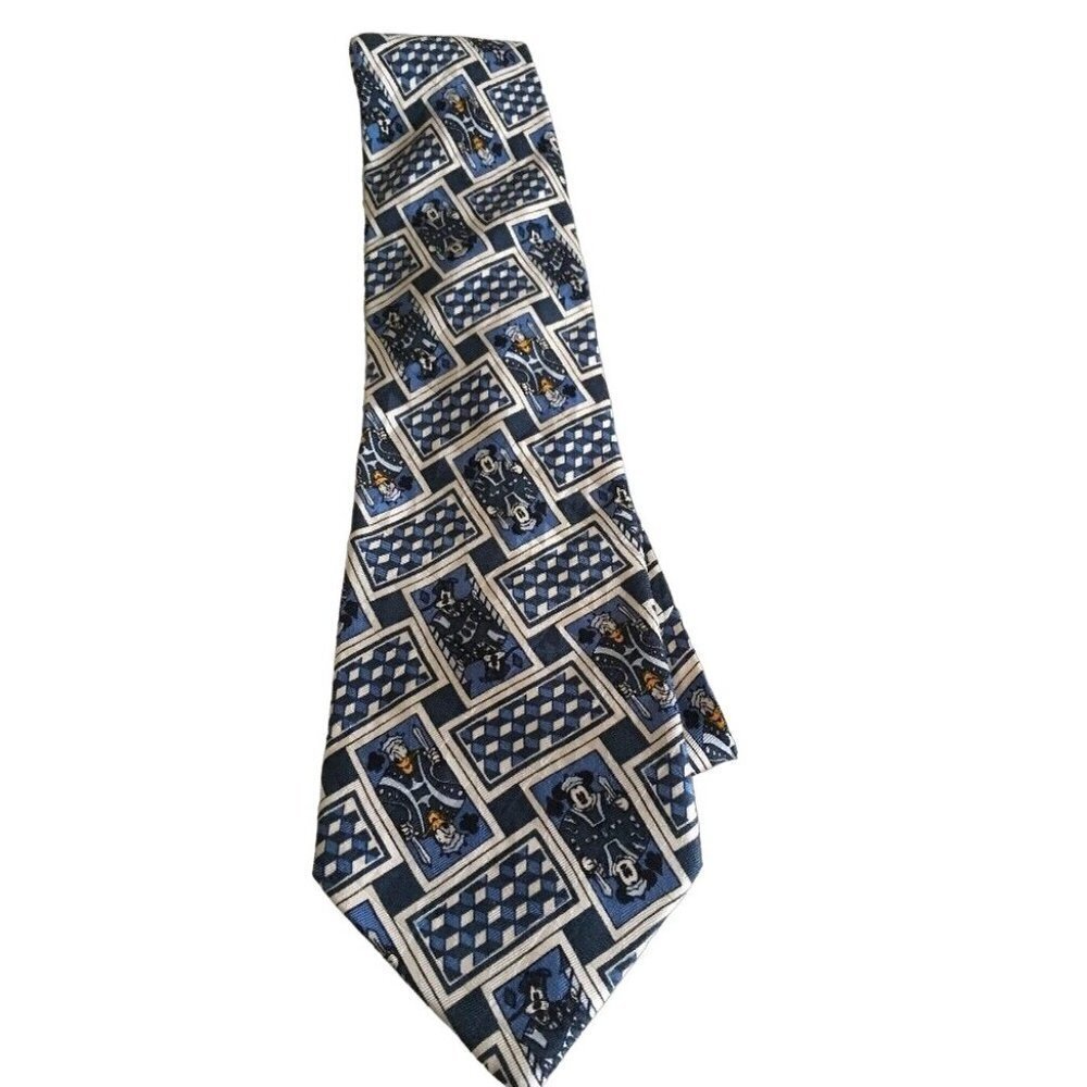 Mickey Mouse Disney Store Men's Neck Tie Playing Card Hearts Euchre Poker Ace